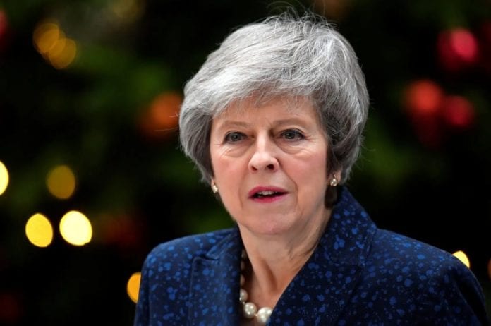 Perdana Menteri Theresa May Menang Mosi Percaya 200 vs 117