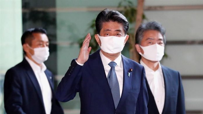 Shinzo Abe resign