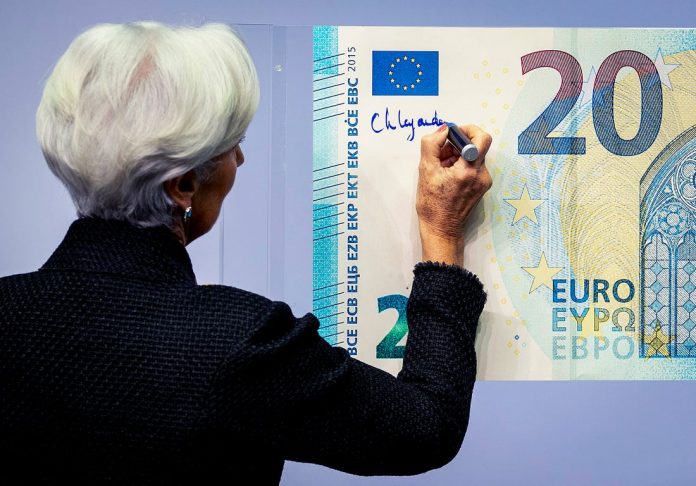 Euro menguat tekan dolar