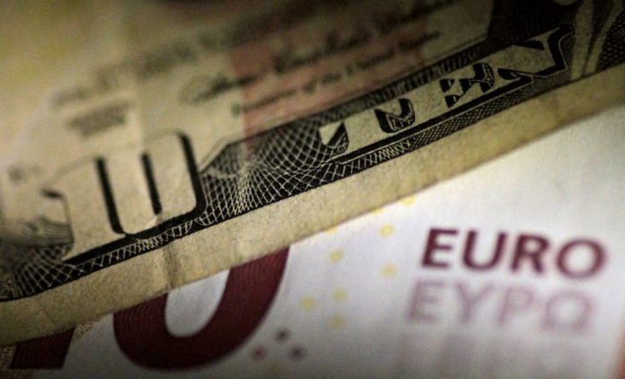 Dolar Euro Covid 19