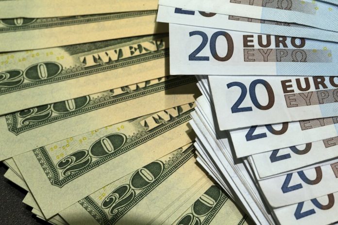 Euro Dolar AS